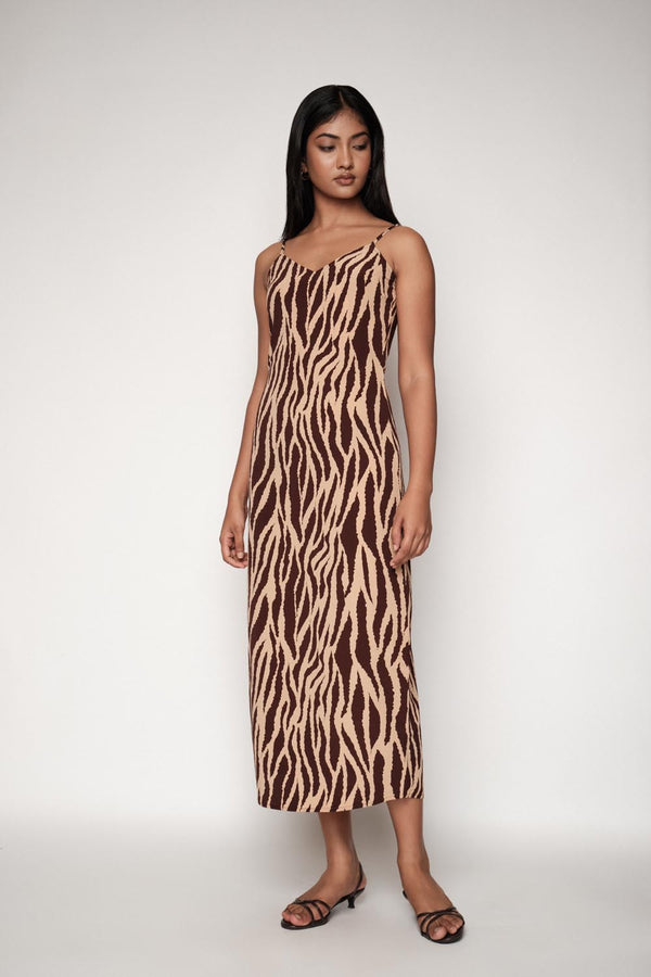 Deep Back Strap Maxi