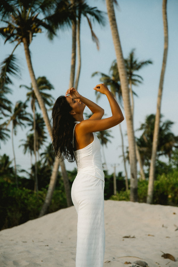 Deep Neck Halter In Ivory